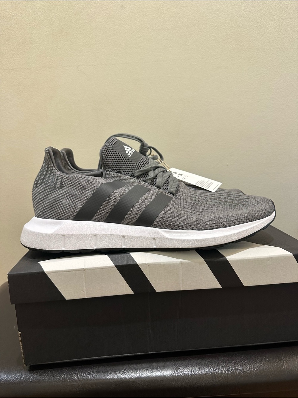 NIB Men adidas Swift Run 1.0 Shoes JF6898 Grey Four / Grey Six / Cloud White